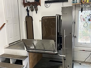 Vertical Platform Lifts 5